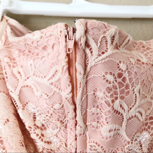 Windsor pink lace dress💗 - Picture 3 of 7